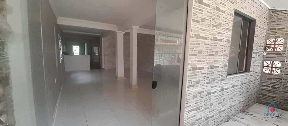 Casa de 02 quartos 01 suíte  com quintal,  e área espaçosa - Simões Filho